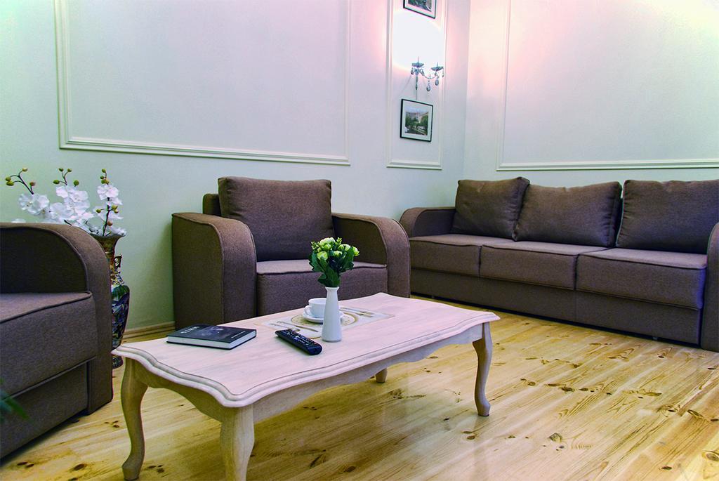 Classic Apartment On Zhukovskoho Odessa Ngoại thất bức ảnh